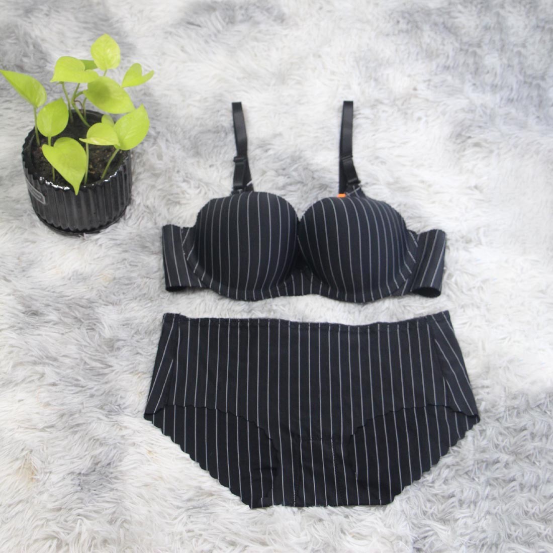 Lynsy Floral Print Bra & Panty Set (116)